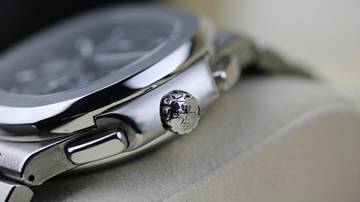 Thumbnail von Patek Philippe Nautilus Traveltime Chronograph - like New - Fullset - 06/2015