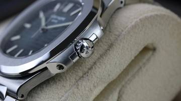 Thumbnail von Patek Philippe Nautilus Steel - Blue New Calibre - like New - Fullset - 2020