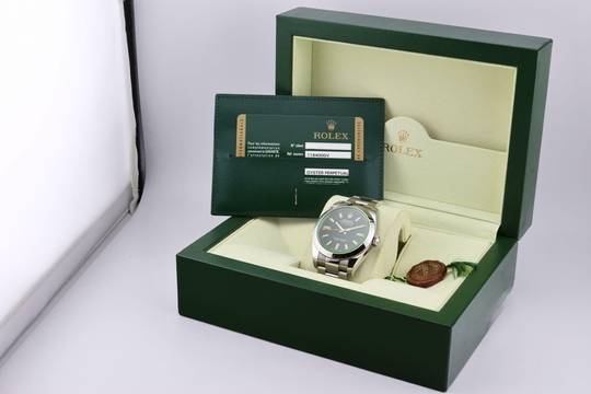  Rolex Milgauss Black Dial - Box Papers 116400GV 