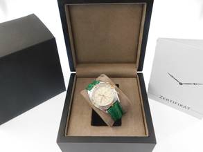 Thumbnail von Breitling Chronomat Stahl Gold weißes Blatt Der Klassiker mit Echt Hai - Lederband