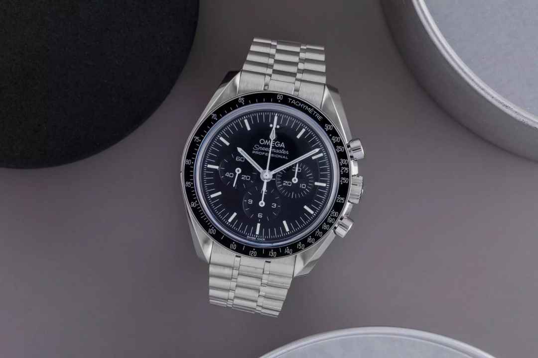  Omega Speedmaster Professional Moonwatch Chronograph Ref. 310.30.42.50.01.002 B&P 2022 