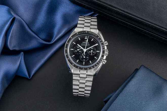  Omega Speedmaster Professional Moonwatch Chronograph Ref. 310.30.42.50.01.002 B&P 2022 
