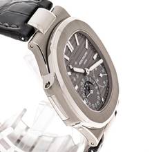 Thumbnail von Patek Philippe Nautilus Whitegold Moonphase – 5712G-001 – like NEW – 2019 Full Set