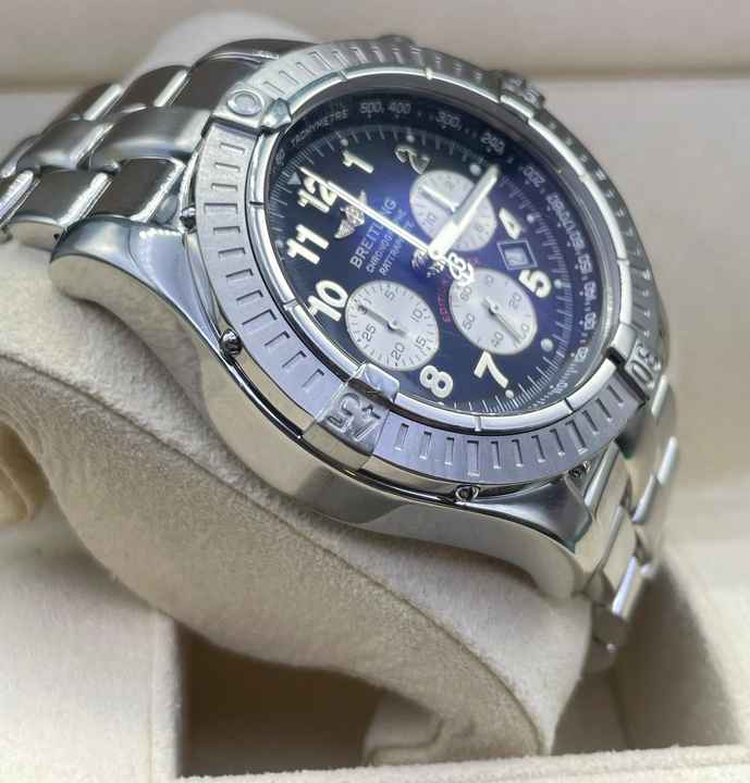 Breitling Avenger Chrono Avenger TOP CONDITION MINT RATRAPANTE Black Dial 44mm Quarz 