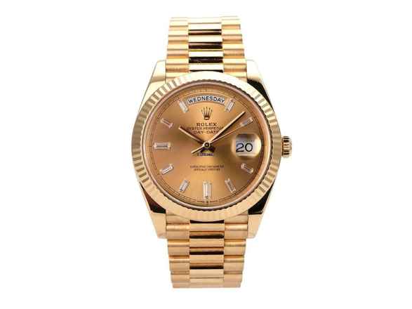  Rolex Day-Date 40 Gelbgold Ref. 228238 Champagner Diamant 
