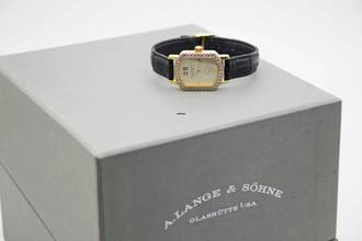 Thumbnail von A. Lange & Söhne Lange 1 Arkade Gelbgold mit 1,2 kt Diamanten Wempe Fullset aus 2004