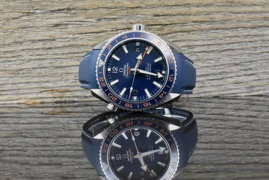  Omega Seamaster Planet Ocean Gmt GoodPlanet / Blue Ceramic - Box & Papiere 
