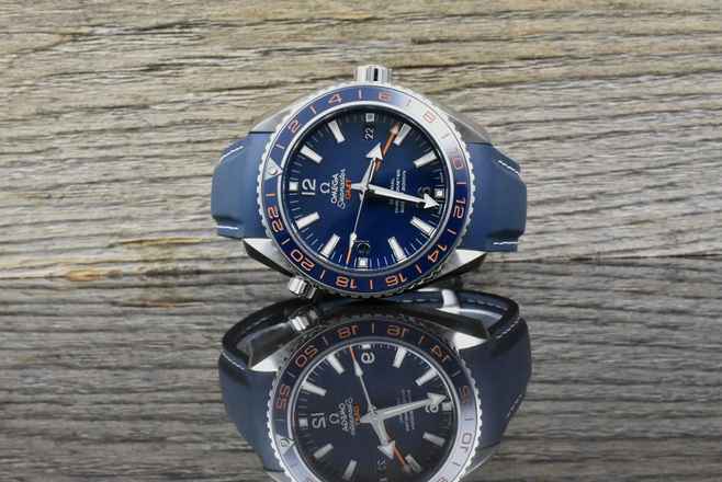  Omega Seamaster Planet Ocean Gmt GoodPlanet / Blue Ceramic - Box & Papiere 
