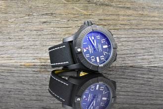 Thumbnail von Breitling Avenger Seawolf Night Mission 45MM Black Military Automatic 2024 Full Set