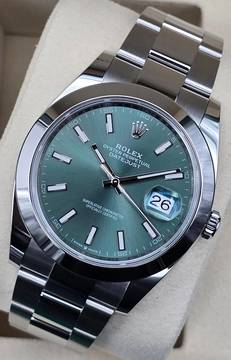  Rolex Datejust 41 41mm 126300 Green dial Oyster Bracelet Unworn/New condition 12-2025 