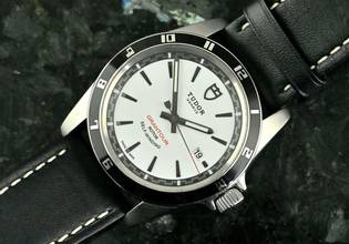 Thumbnail von Tudor Grantour Date 20500N | CC100 Full Set 2012 | white dial | Steel