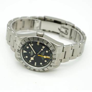 Tudor Black Bay Pro 79470-0001