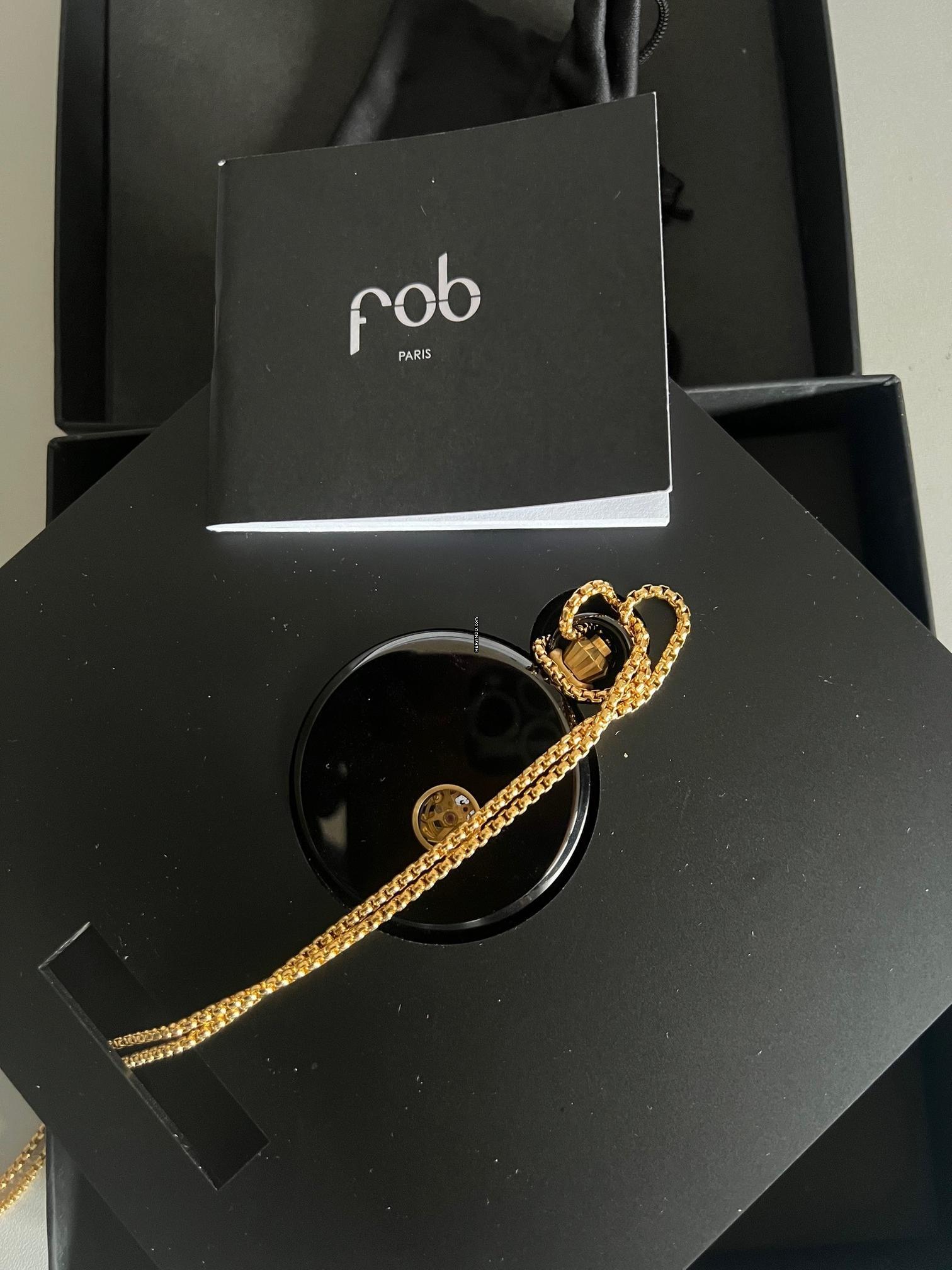 Thumbnail von Fob Paris R40 z złotą łańcuszkiem