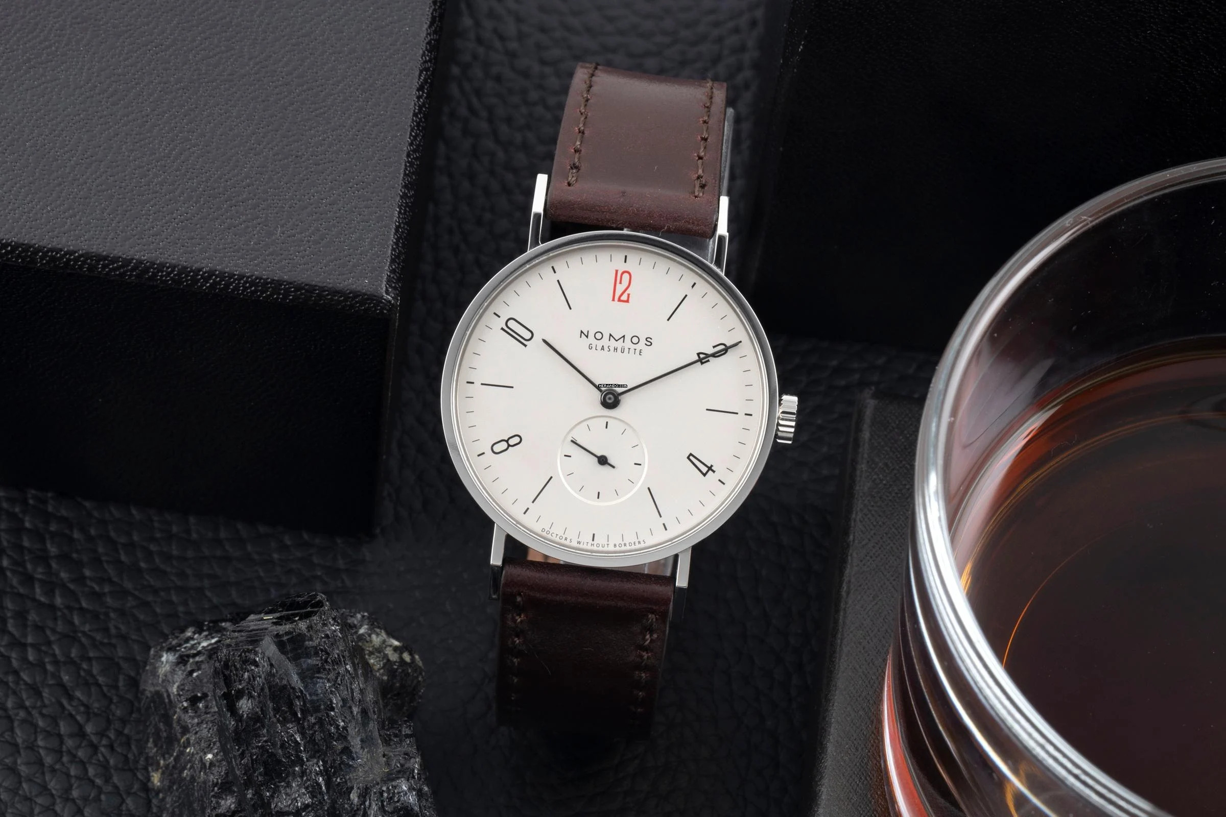  NOMOS Tangente For Doctors without Borders Box & Papiere Limited Edition 