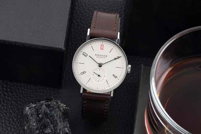  NOMOS Tangente For Doctors without Borders Box & Papiere Limited Edition 