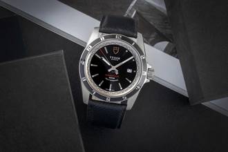 Thumbnail von Tudor Grantour Date Automatik Edelstahl Herrenuhr Ref. 20500N Box & Papiere 2013