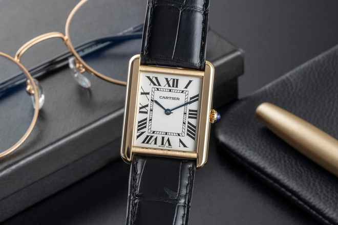  Cartier Tank Solo 18k (0,750) Gold Quarz Herrenuhr Ref. W1018855 B&P 2024 
