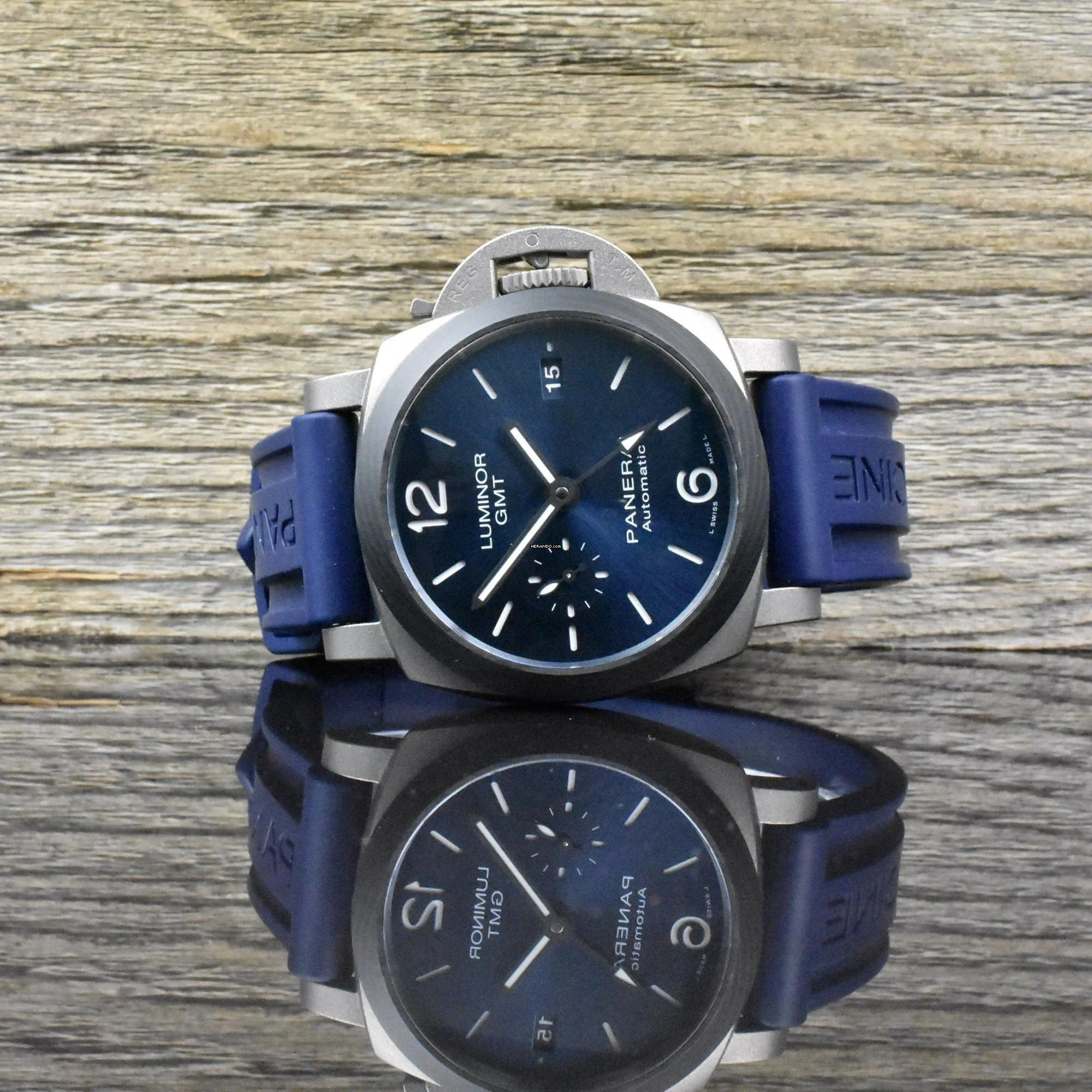  Panerai Luminor GMT Automatic Navy Blue - Carbon & Titanium - Neuwertig & Automatik B&P 
