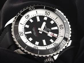 Thumbnail von Breitling Superocean Automatic Ref.A17376211B1S1 2026 Full Set Ungetragen Superocean Automatic Faltschließe