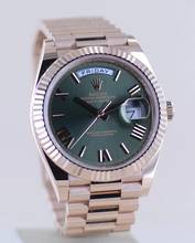 Thumbnail von Rolex Day-Date 40 40mm 18K Roségold Olive green Dial Presidentband Klassiker Fluted B+P