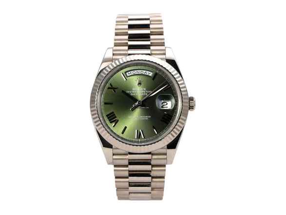  Rolex Day-Date 40 Weißgold 228239 Zifferblatt Olivgrün Römisch 