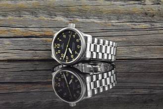 Thumbnail von Omega Genève Dynamic Automatic Black Tritium 5200.50 Vintage Military