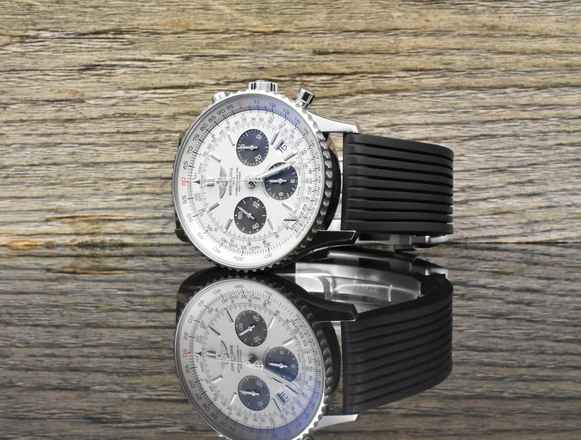  Breitling Navitimer 01 Special Edition Gray Panda / Rubber / Automatik - Full Set 2018 