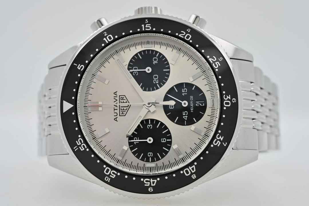  TAG Heuer Autavia Chronograph Calibre 02 Jack Heuer Limited Edition CBE2111.BA0687 