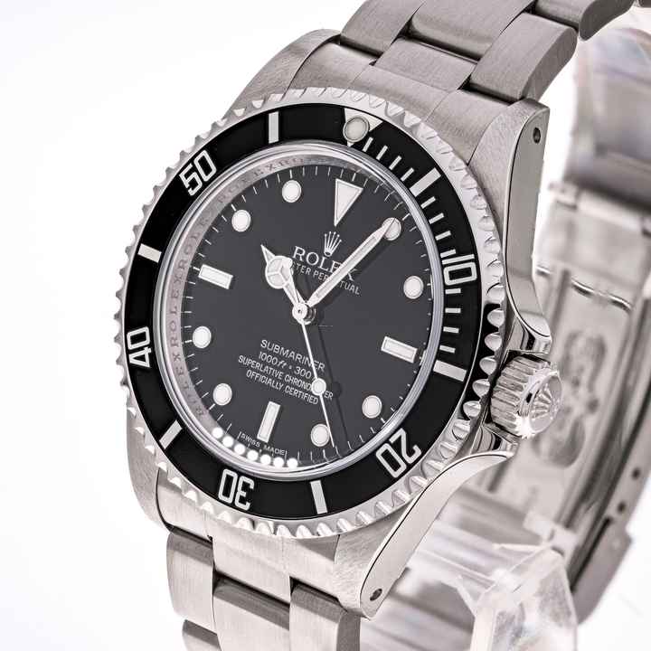  Rolex Submariner (No Date) 40 Random Serial – NOS – 14060M – NEW & Unworn – 05/2012 Full Set Lc100 