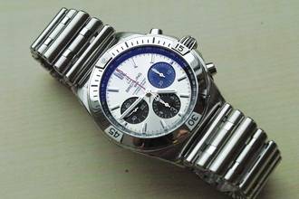 Thumbnail von Breitling Chronomat 42 B01 42 NEW FULL SET NEW FULL SET