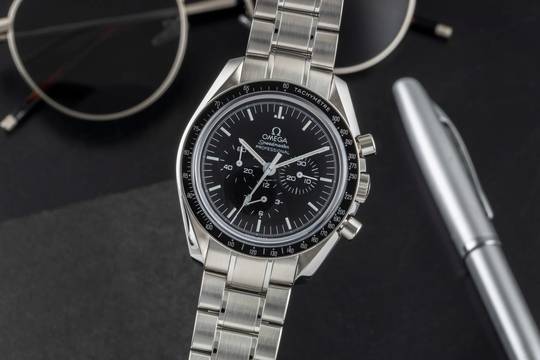  Omega Speedmaster Professional Moonwatch Chronograph Handaufzug Ref. 311.30.42.30.01.006 Box & Papiere 