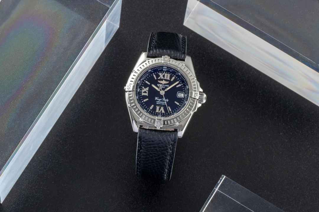  Breitling Wings Lady Datum Edelstahl Quarz Damenuhr Ref. A67350 