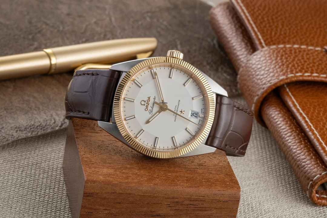  Omega Globemaster Constellation Globemaster Stahl/Gold Pie Pan Ref. 130.23.39.21.02.001 B&P 