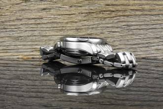 Thumbnail von Omega Seamaster Diver 300 M Chronograph Blue Wave Dial 2225.80.00 - Full Set