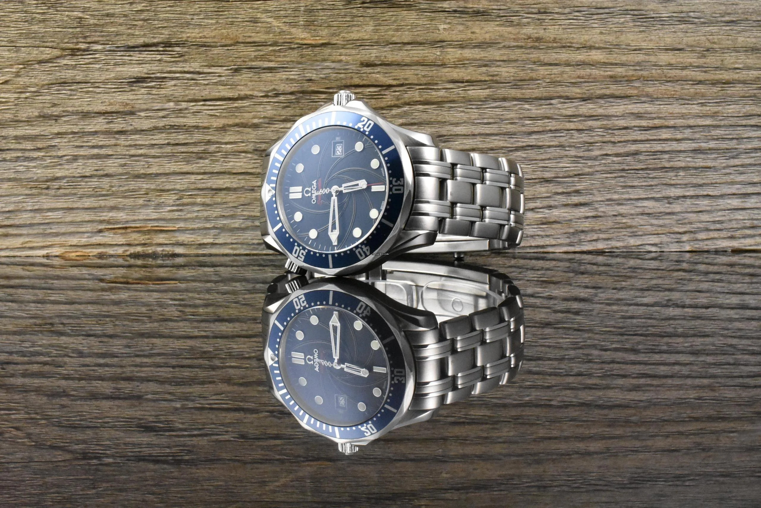 Omega Seamaster 300M Co-Axial James Bond Casino Royal Limited Edition 22268000 B&P 2013
