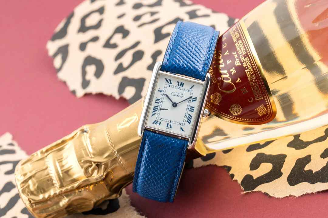  Cartier Tank must Tank White blue Roman Dial 925 Silber Quarz Medium Ref. 681006 