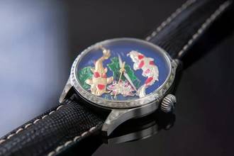 Thumbnail von Trenyo Koi Pond Unique Piece in Dial 14k Yellow gold and 999 Silver