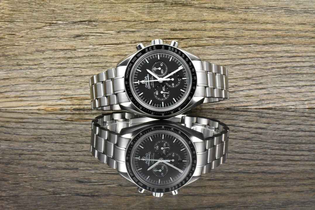  Omega Speedmaster Professional Moonwatch Co Axial Date Black Dial Autimatik - B&P 