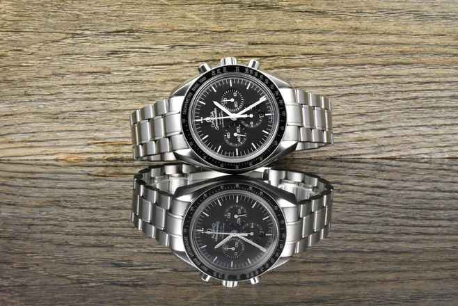  Omega Speedmaster Professional Moonwatch Co Axial Date Black Dial Autimatik - B&P 