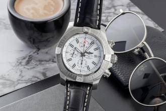 Thumbnail von Breitling Super Avenger Chronograph Automatik Stahl Ref. A13375 Limited