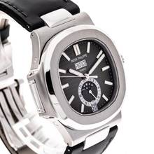 Thumbnail von Patek Philippe Nautilus Annual Calendar – 5726A-001 – like NEW – 12/2012 Full Set