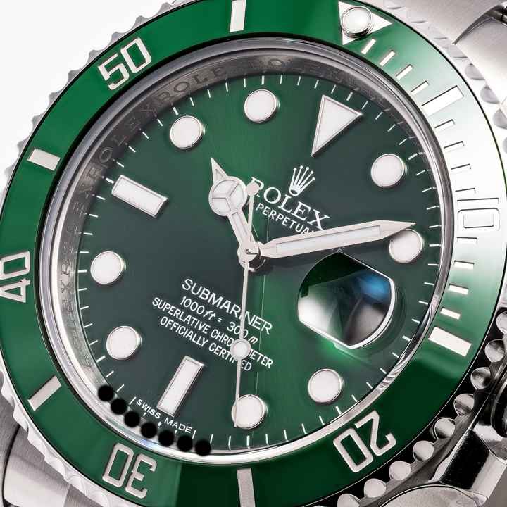  Rolex Submariner Date 40 Hulk – 116610LV – NEW & Unworn – 12/2010 Full Set Lc100 