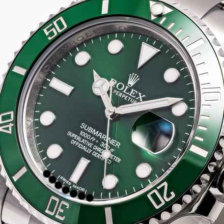  Rolex Submariner Date 40 Hulk – 116610LV – NEW & Unworn – 12/2010 Full Set Lc100 