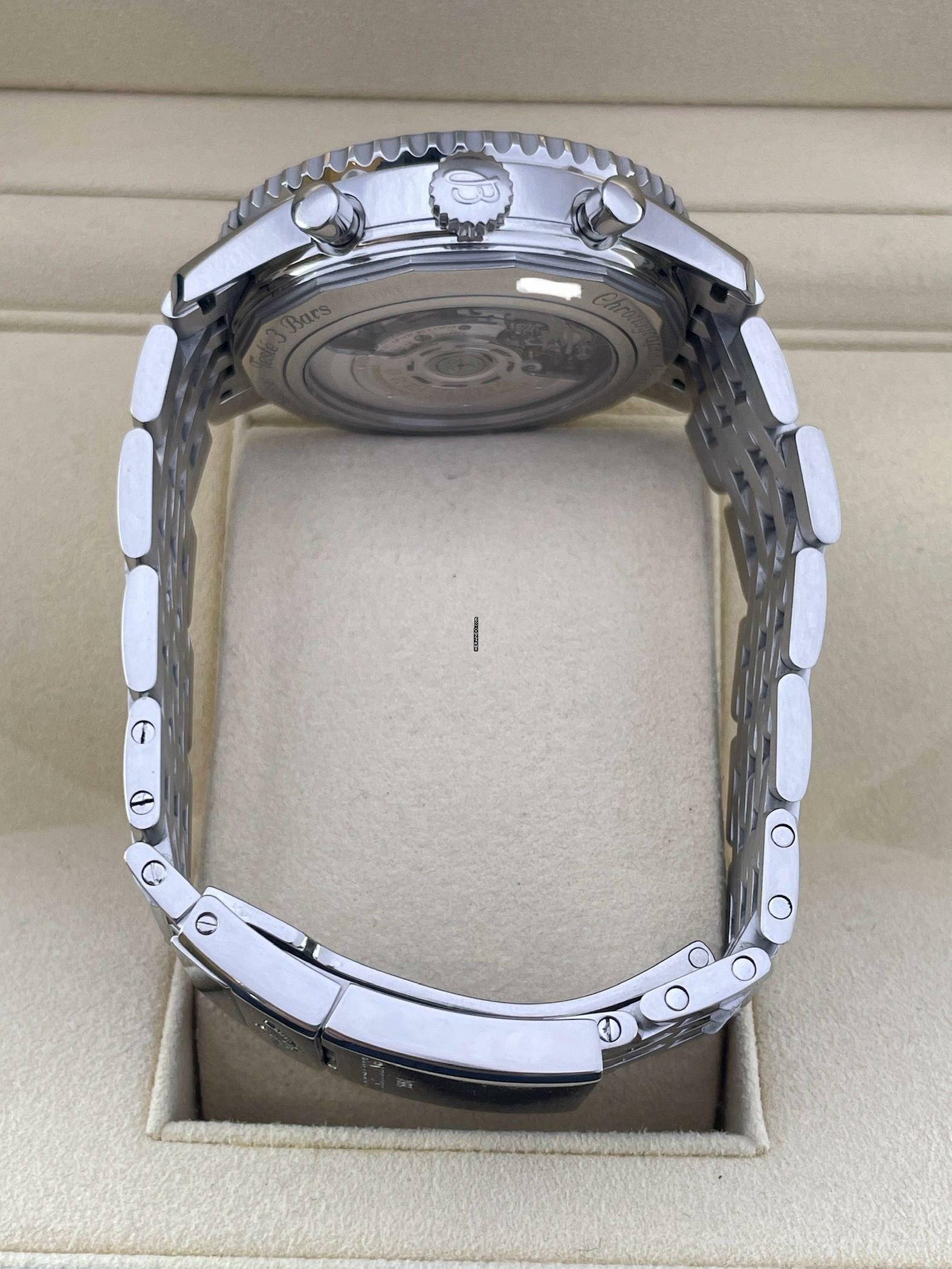 Thumbnail von Breitling Navitimer 1 B01 Chronograph 46 FULL SET WITH BOX AND PAPERS LIKE NEW year:2020