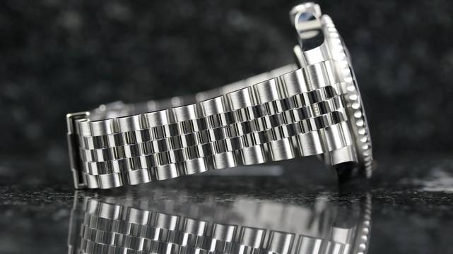  Rolex GMT-Master II Jubilee Batgirl - like New LC100 - Fullset - 2024 