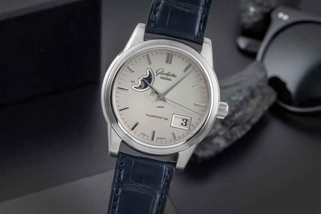  Glashütte Original Senator Panoramadatum Mondphase Panorama MoonPhase Automatik Herrenuhr Ref. 1-39-41-04-12-04 