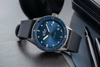 Thumbnail von Blancpain Fifty Fathoms Bathyscaphe Blue Keramik 5000-0240-NAOA B&P NP 14700 