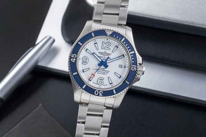  Breitling Superocean Stahl Automatik Herrenuhr Ref. A17366D81A1A1 B&P 2019 