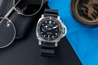Thumbnail von Panerai Luminor Submersible Stahl Automatik Herrenuhr PAM00683 B&P