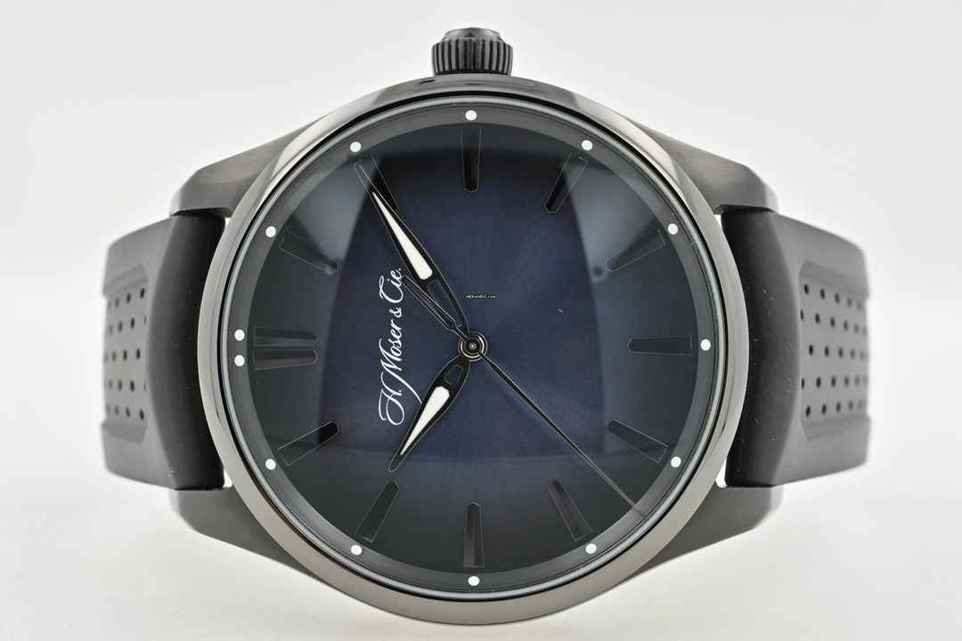  H.Moser & Cie. Pioneer Centre Seconds DLC Funky Blue 3200-1205 